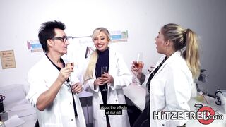 HITZEFREI Dr Mia Blow masturbates in the office