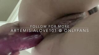 Artemisia Love can't stop stuffing her butt ( full clip on OnlyFans @ Artemisialove101 )
