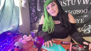 VORE - Fortune Teller Eats U!