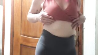 Squirting in my leggings