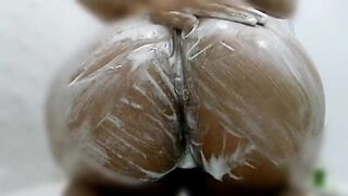 Large butt wife seducing with her massive butt at shower
