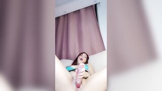 ViankaGoddess69 "Hawt redhead shows off her biggest booty and then pleasures herself until this babe cums"