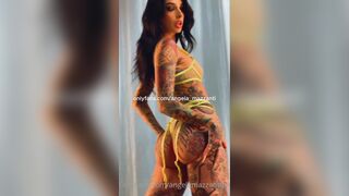 18YO Gal Web camera Solo Squirt Explosion