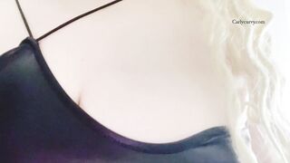 Do u merit to watch me teasing in my fresh costume?