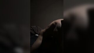 Encuentro a mi hermanastra sola y termino dentro de ella casero real