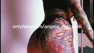 Jaw Dropping Live Cunt Slide Disclose