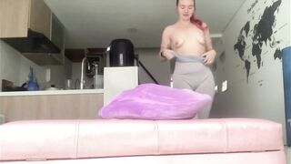 Humping my pillow for an Climax!