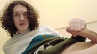 Trans-angel Stesha masturbates her clit and butt