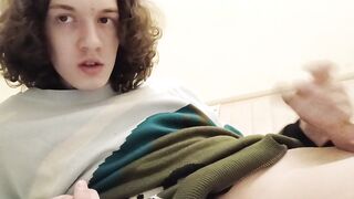 Trans-angel Stesha masturbates her clit and butt