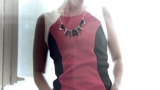 Jessie Volt Looks Breathtaking As This babe Masturbates In Her Window