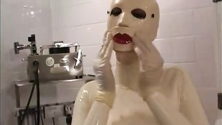 The RC - Piss & fingerfuck & Speculum Insertion