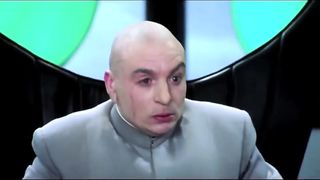 Reto. Mi novia se besa con una chica.