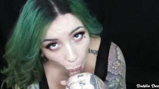 Overweight Tattooed Hottie Gives Sloppy Oral job to Large Sex toy During the time that Talking Bawdy to u