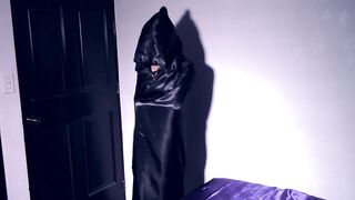 HALLOWEEN ???? I WAS WEARING NO THING BELOW MY DRESS AND STRANGER BANGS ME