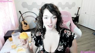 Peachu Pink Punch Clitoral Sucking Sex toy Review