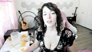 Peachu Pink Punch Clitoral Sucking Sex toy Review