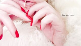 Blond Carlycurvy shows u her lip ring and large bazookas!