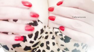 Blond Carlycurvy shows u her lip ring and large bazookas!