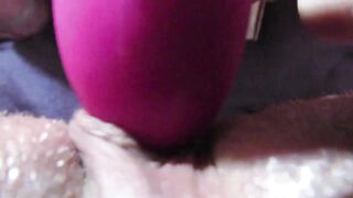 Large love button snatch squirtin