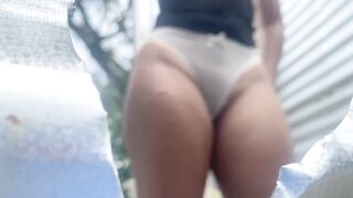 CUTIES CAPTURED BY AMATEUR CAMERA