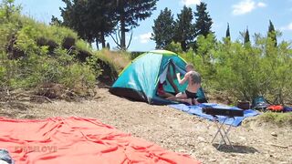 2 studs met a pair and drilled his girlfriend right on a public beach. PART two