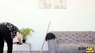 RIM4K. 2 honeys lick roommates rectal hole and widen their legs in a three-some