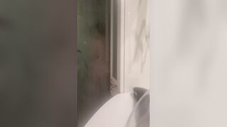 antes do banho eu fico safadinha