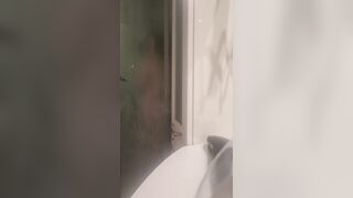 antes do banho eu fico safadinha