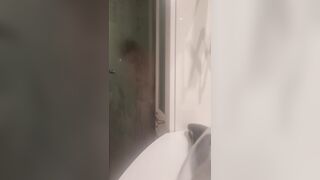 antes do banho eu fico safadinha