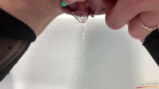 I pee in a guest bath. I peed in somebody else's bath.