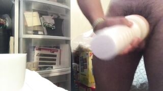 Watching porn during the time that I bang my fleshlight