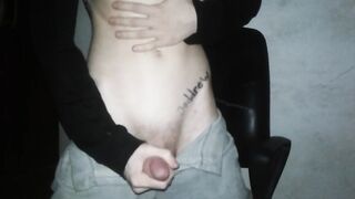 Oiled male wanking until shaking and cumming