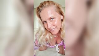 Masturbate with Kathia