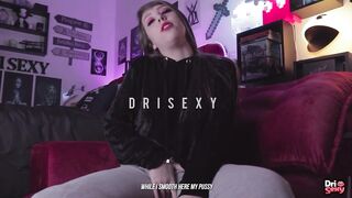 Joi - guiding her tugjob with 22cm sex-toy