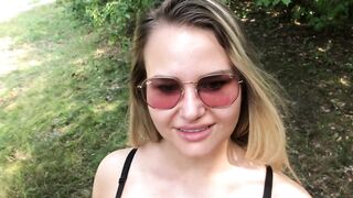 Amateur Beauty Persuaded into Rod Sucking at 1st Date - Public Fellatio