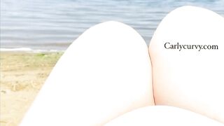 Public beach quick fingering!