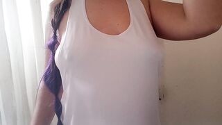 CAMISETA MOJADA: y tú qué harías con mis tetas?