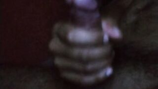 Sacando toda mi lechita para ti mami????????