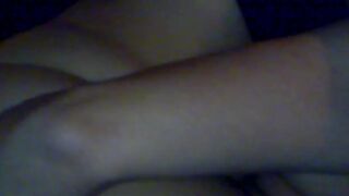 mi lecca le tettone enormi,gli lecco il cazzo ma,appena me lo mette nel culo,vengo come una troia