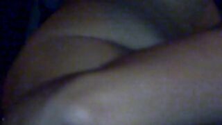 mi lecca le tettone enormi,gli lecco il cazzo ma,appena me lo mette nel culo,vengo come una troia