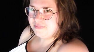 Melonie Kares tries on 3 Pants 1