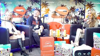 RICHELLE RYAN TEACHES HOW TO MAKE A GAL COME