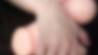 【㊙️❤️無料R18女性向けASMR/性感マッサージ????】とろとろローションでおまんこの中までぐちゅぐちゅにされて…何度も絶頂が止まらない手マン????潮吹きするまでイキ狂いさせられて自らおちんぽを求めて