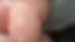 【㊙️❤️無料R18女性向けASMR/イキ狂い手マン????】手フェチのドMな変態彼女にブッ刺さるイキ狂い手マン????オイルまみれの手でシコシコ焦らされ続けて…変態雑魚まんこに調教され中出し懇願えっち????【