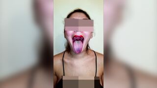 Gal Biggest Throat & Lengthy Tongue