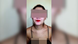 Gal Biggest Throat & Lengthy Tongue