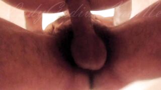 Urlo mentre mi gira il cazzo dentro il culo e lo riempie di piscia e sborra ???????????? LadyGodivaAndMe