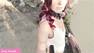 Jeny Smith caught by stranger in abandoned construction