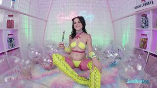 Concupiscent stepdaughter Ruby Moon makes my penis hard