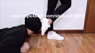 Worship my white sneakers (Trailer)